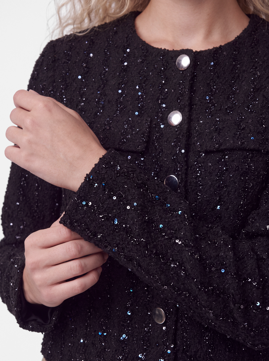model_shot-detail